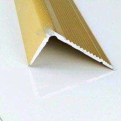 Nẹp Chống Trượt Cầu Thang