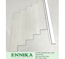 Sàn nhựa hèm khóa ENNIKA 7702